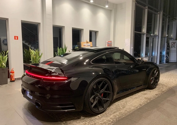 Porsche 911 cena 599000 przebieg: 10000, rok produkcji 2021 z Byczyna małe 596